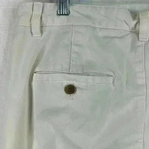 GAP Women’s Wide Leg Cream Pleated Khakis Pants 29” inseam with double enclosure - Picture 4 of 10